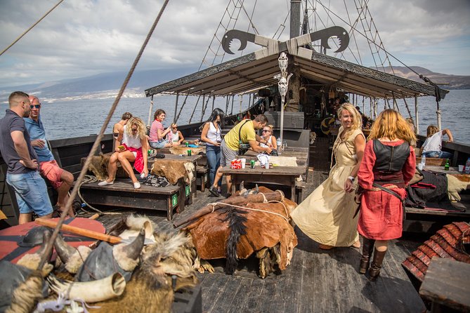 2h Viking Cruise Whales & Dolphins Watching - Viking Ragnarok at Los Cristianos: two hours with a purpose