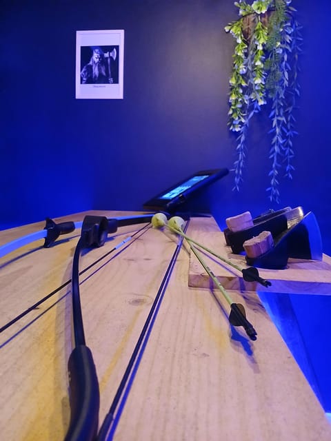 AXE THROWING TENERIFE - Kids’ suction cup bow games: same session, right energy