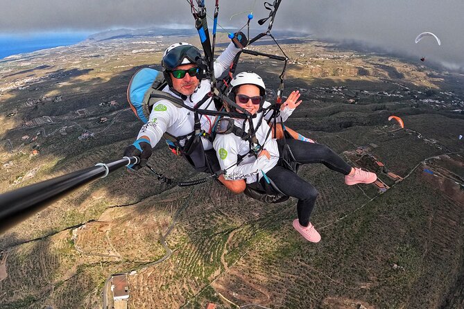 BRONZE tandem paragliding flight in South Tenerife, free pick up - What to Wear and Bring for a Smoother Flight
