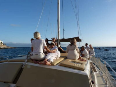 Costa Adeje: Catamaran Tour, Snorkelling, Snacks & Drinks - Board Kalima Kat at Puerto Colón: What the First 30 Minutes Feel Like