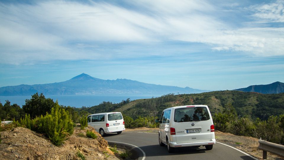 From South Tenerife: VIP Gomera Tour - Lunch, snacks, and the onboard food setup