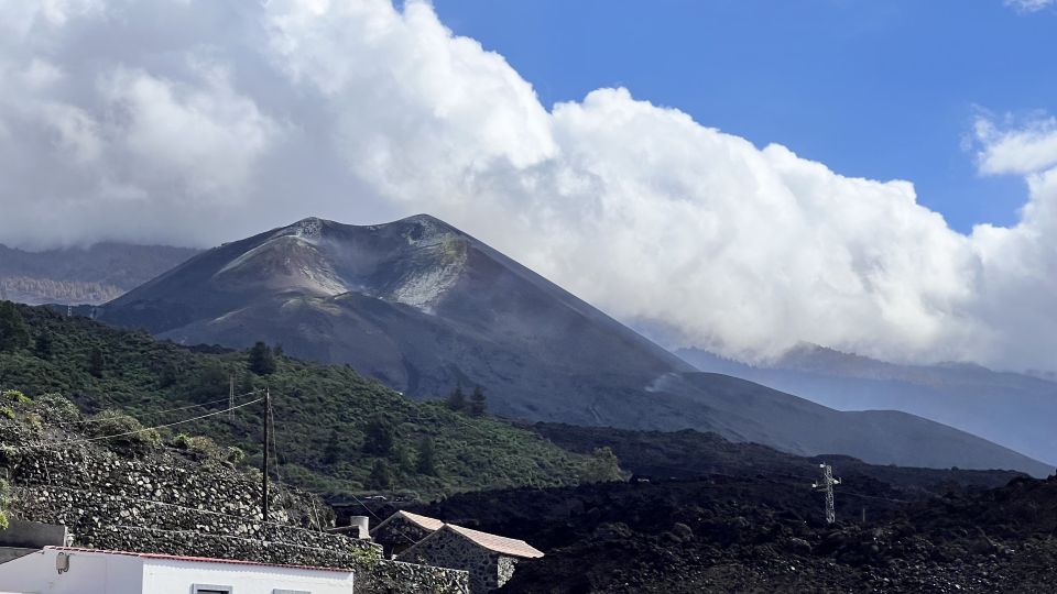 From Tenerife: Day Trip to La Palma Volcanic Landscapes - How the guides shape the day (and keep it safe)