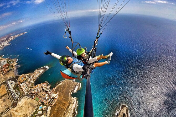 GOLD paragliding flight including videos/photos, t-shirt and a bottle of Cava - Takeoff: the short run that changes everything