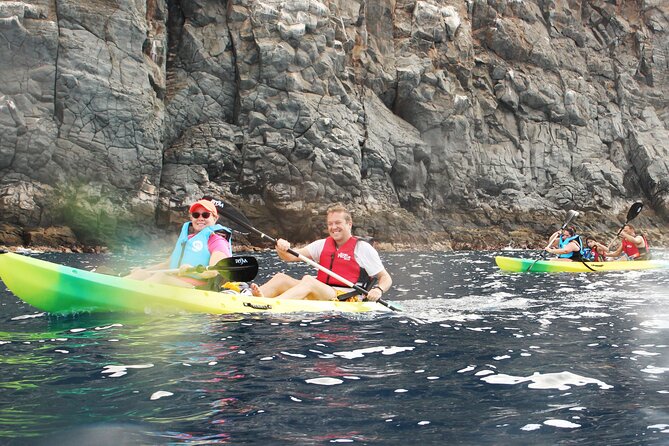 Kayak Route along the Volcanic Coast in Tenerife South with Snorkeling - Kayaking from Los Cristianos: the real setup and feel
