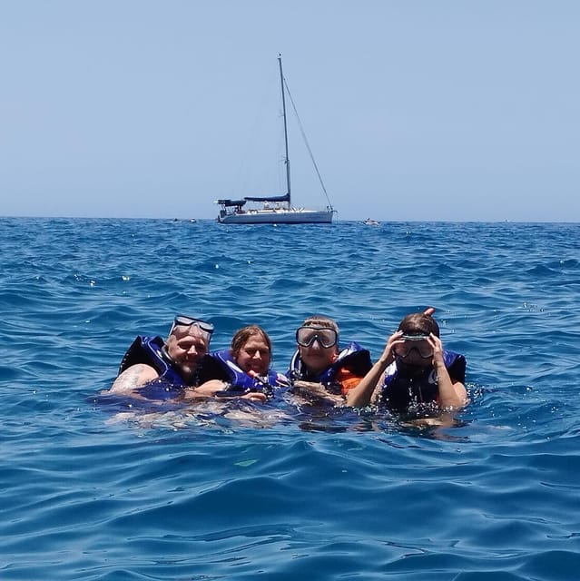 Los Cristianos: Kayak & Snorkel Tour with turtles and photos included - Palm Mar Cave snorkeling: where turtles are on the menu