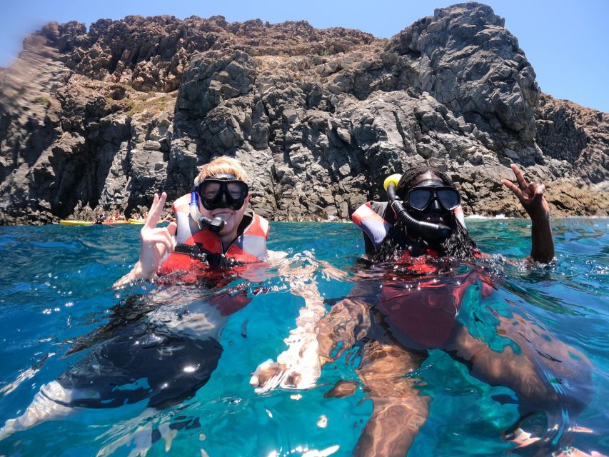 Los Cristianos: Kayaking and Snorkeling with Marine Wildlife - Mount Teide on the return paddle and the photo moment