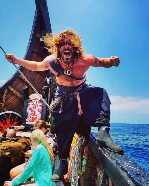Los Cristianos: Whale Watching Cruise w/Swim Stop & Drinks - What Happens on the Water: Dolphins, Whales, and Respectful Distance