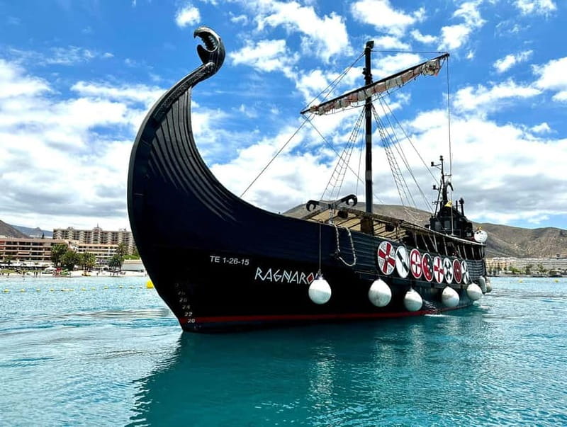 Los Cristianos: Whale Watching Cruise w/Swim Stop & Drinks - Boarding at Los Cristianos: Where to Go and What to Bring