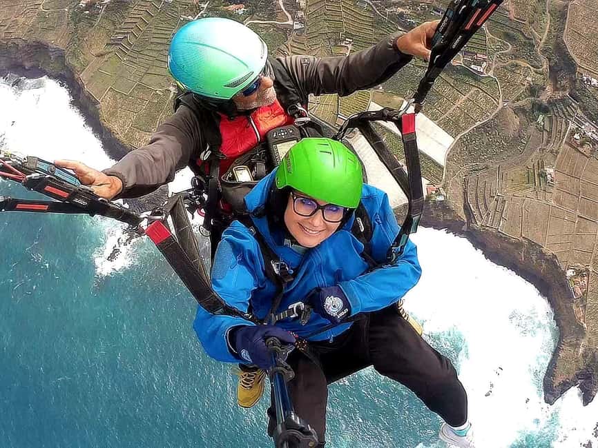 Paragliding in Puerto de la Cruz: start from 2200m high - Safety and conditions: weather checks, body requirements, and comfort