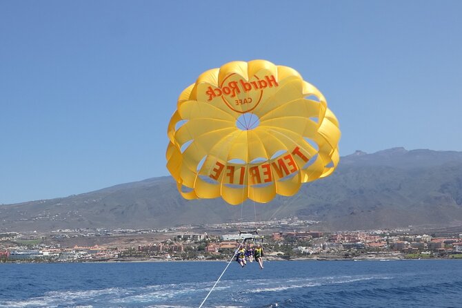 Parasailing flights on the coast of Adeje in Tenerife - Getting to Aj Fly at Puerto Colón, Costa Adeje