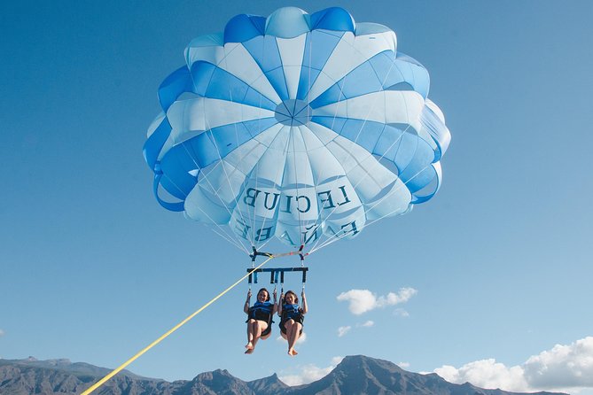 Parascending in Tenerife - Timing that actually matters: arrive 20 minutes early (or follow the email)