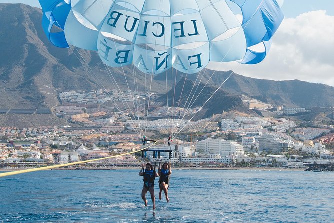 Parascending in Tenerife - The boat transfer: why it can be interesting and why you should watch your step