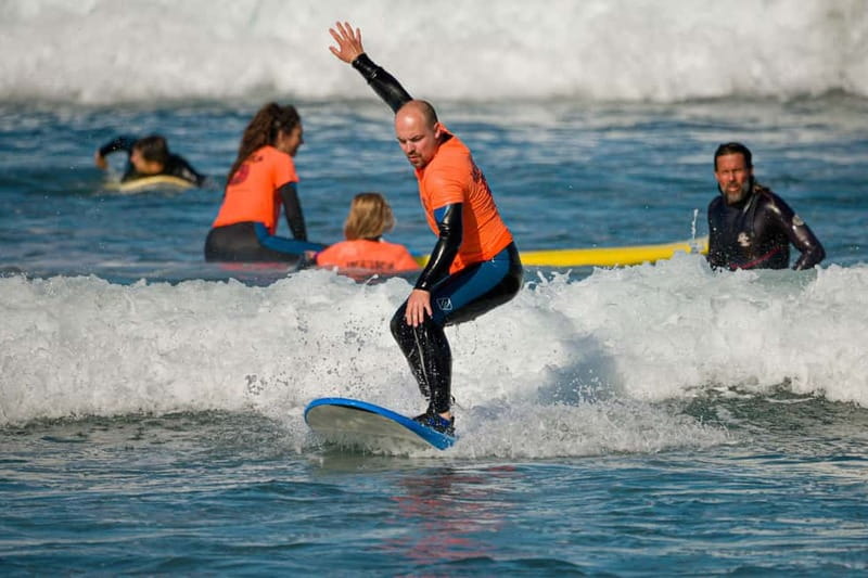 Playa de las Americas: lezione di surf con tutto incluso - Ika Ika Surf School: instructors, group size, and the vibe