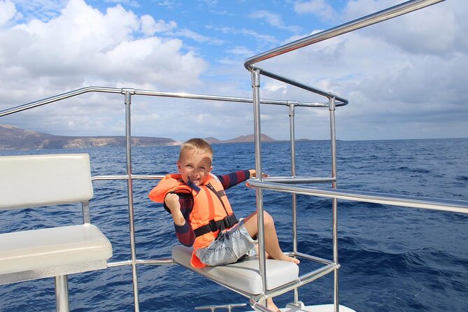 Private Catamaran Charter with Transfer, Buffet and Snorkeling - The Monte Cristo Catamaran: Comfort, Space, and Onboard Practicalities