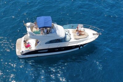 Private Luxury Motor Boat 2, 3 and 4 Hour Charters - 2-hour private charter: a short escape with snorkel options