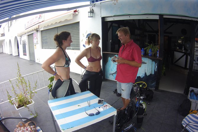 Scuba Diving Beginner's Session in Costa Adeje - FAQ