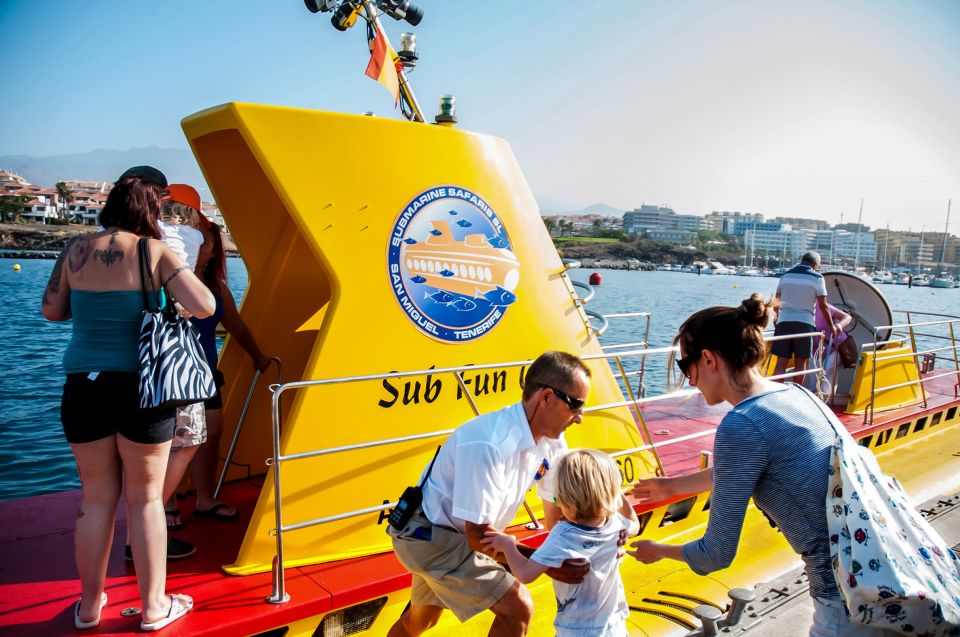 Southern Tenerife: 50-Minute Submarine Dive - The Amarilla Golf Area Stop: Guided Tour Plus a Boat Cruise