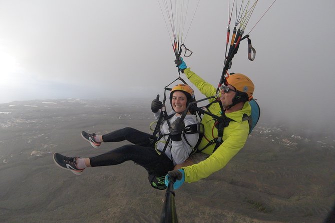 Tandem paragliding in Tenerife - From Takeoff to Air Time: What the Flight Actually Feels Like