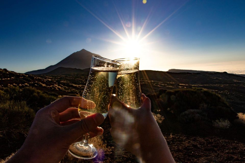 Teide: Guided Sunset & Stargazing Tour by Night with Dinner - Key reasons this tour works so well