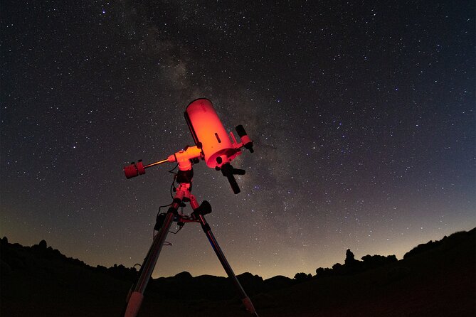 Teide National Park: Stargazing Experience - The guides: how the explanation style makes it work