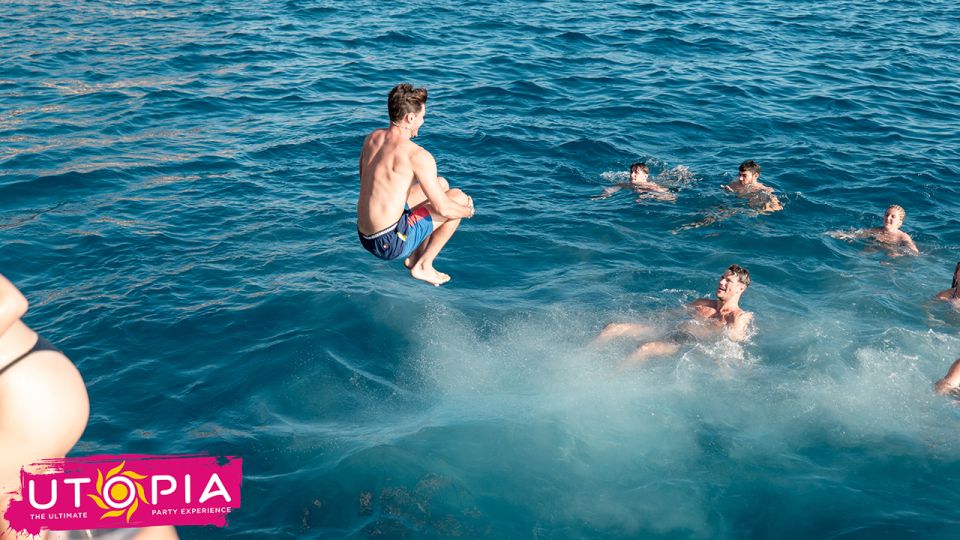 Tenerife: Boat Party with Open Bar and DJs - Should you book this Tenerife boat party with open bar and DJs?