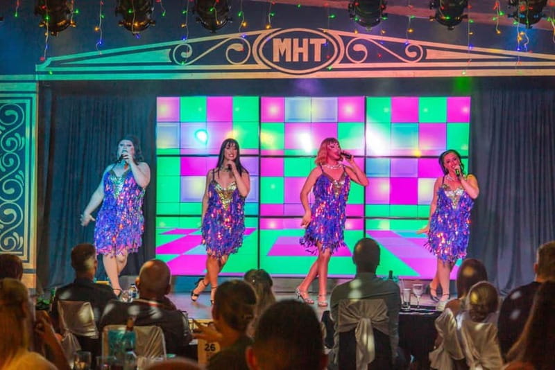 Tenerife: MHT - Music Hall Tavern Comedy Drag Dinner Show - Drinks and Timing: How the Night Stays Smooth