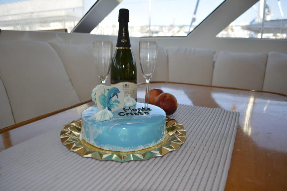 Tenerife: Sunset Catamaran Tour with Transfer, Buff & Drinks - The Sunset Part Isn’t Just Pretty: It’s the Payoff Window
