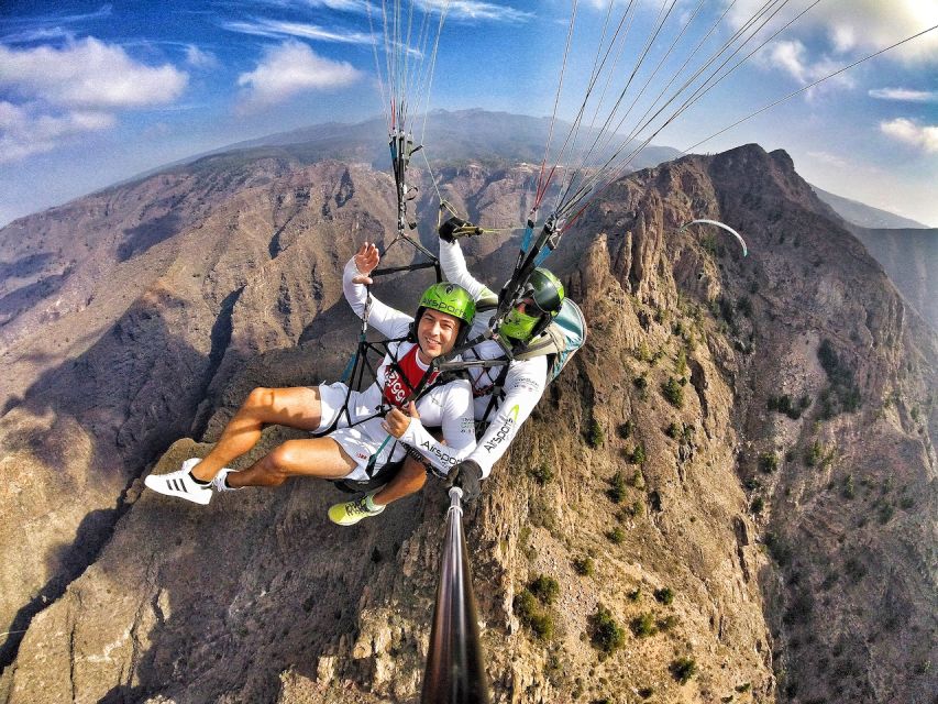 Tenerife: Tandem Paragliding Flight - Running Commentary, Controls, and Why the Pilot Matters