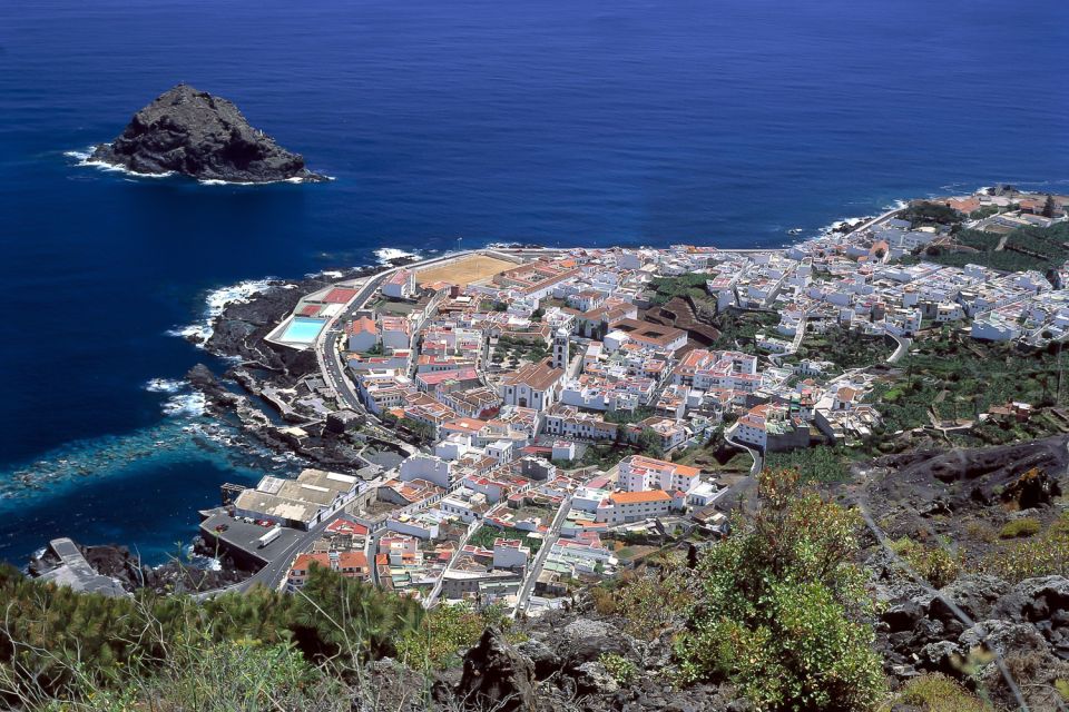 Tenerife: Teide National Park Full-Day Tour with Pickup - Masca: pirate hideouts, cliffs, and the La Gomera view