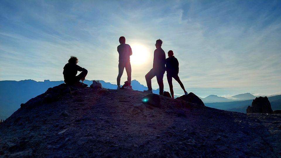 Tenerife: Teide National Park Sunset & Stargazing Tour - What to bring (and what not to bring) for comfort and sanity