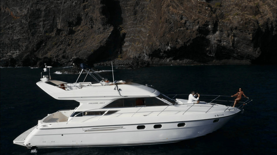 Tenerife: Whales and Snorkeling Tour on a Luxury Yacht - Luxury yacht whale watching on Tenerife’s south coast