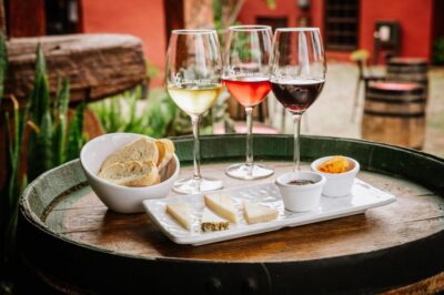 Tenerife: Wine Museum Ticket with Local Wines & Food Tasting - Your tasting flight: white, rosé, red, plus local pairings